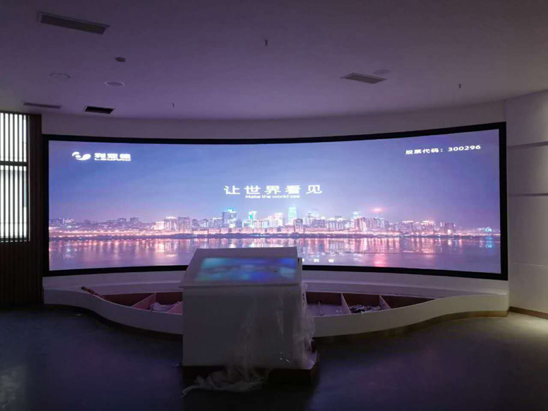 關(guān)于LED顯示器的技術(shù)特性及優(yōu)劣鑒別你都知道哪些呢？|河南恒彩電子